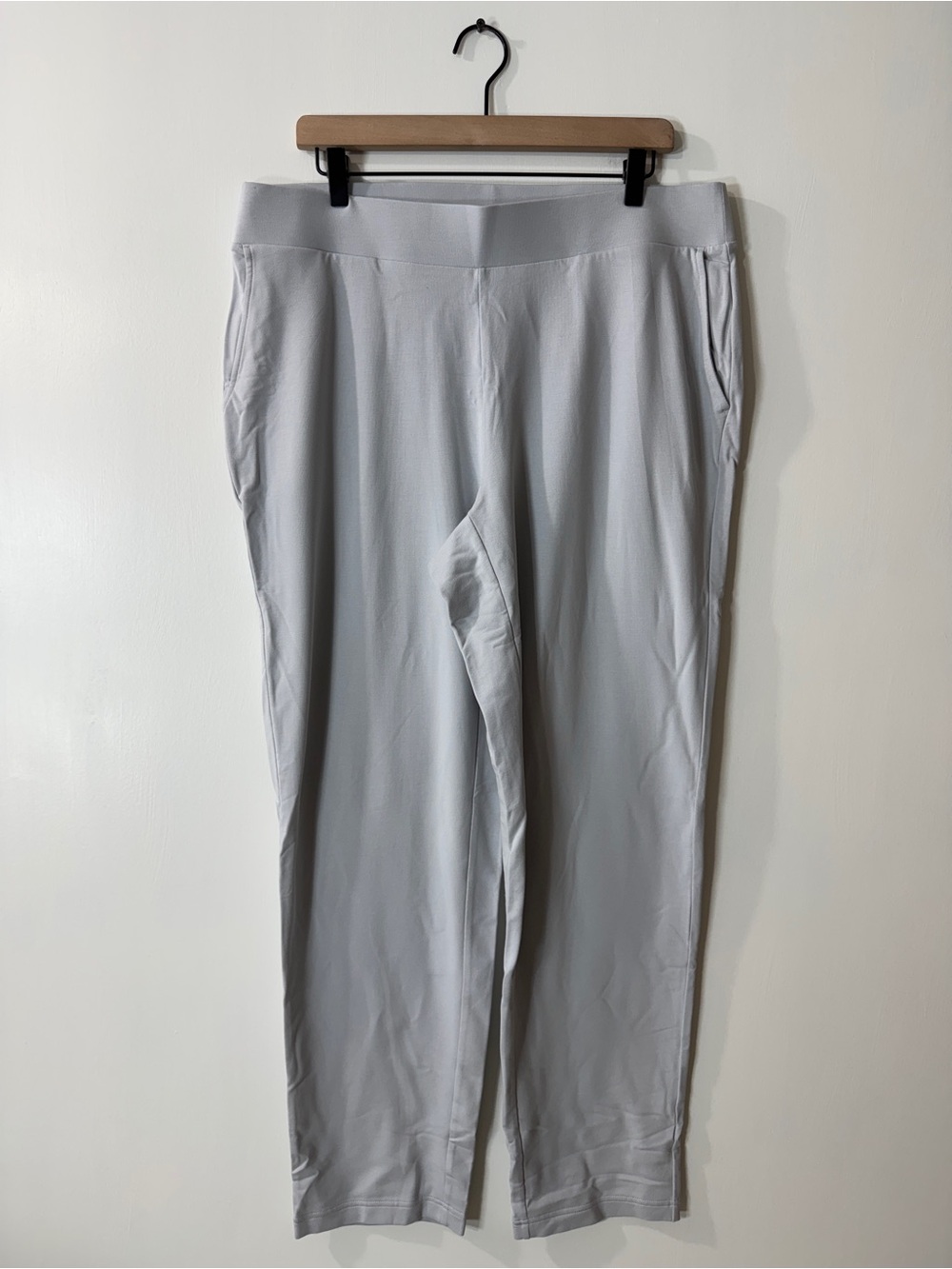 WP15 {J. Jill} "Affinity French Terry Slim Leg" Light Blue Tapered Straight Leg